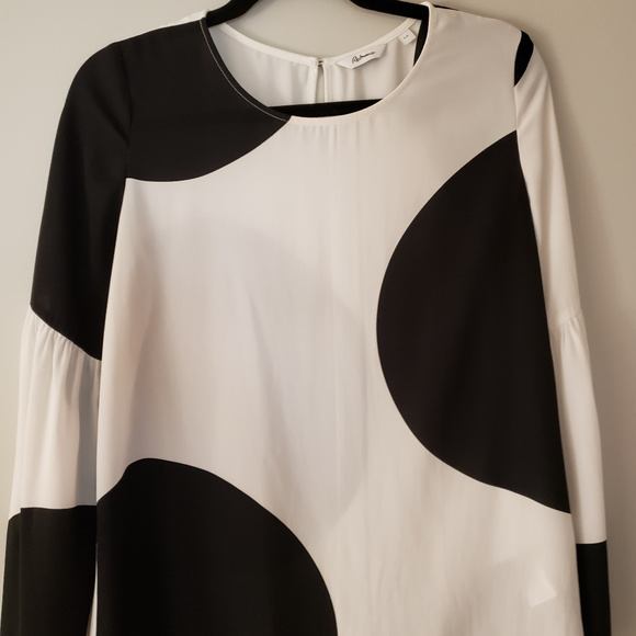 Bell Sleeve Polka Dot Blouse - Picture 3 of 6